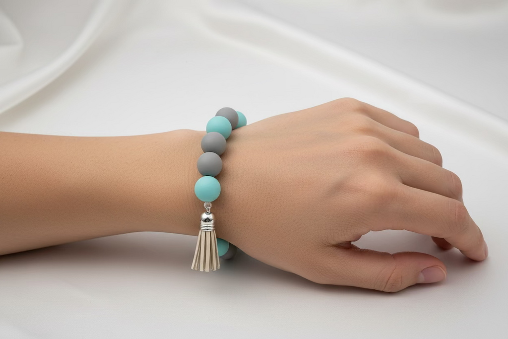 Armband aus Blau und Grauen Silikon Kugeln