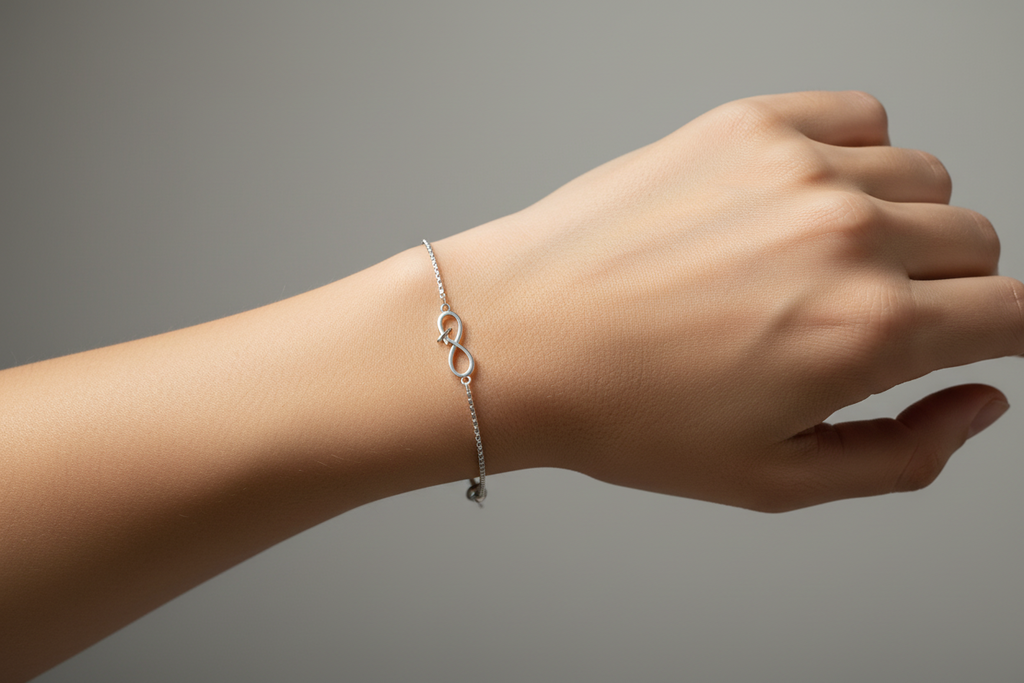 Armband Silberfarben mit unendlichzeichen, Herz und EKG Welle